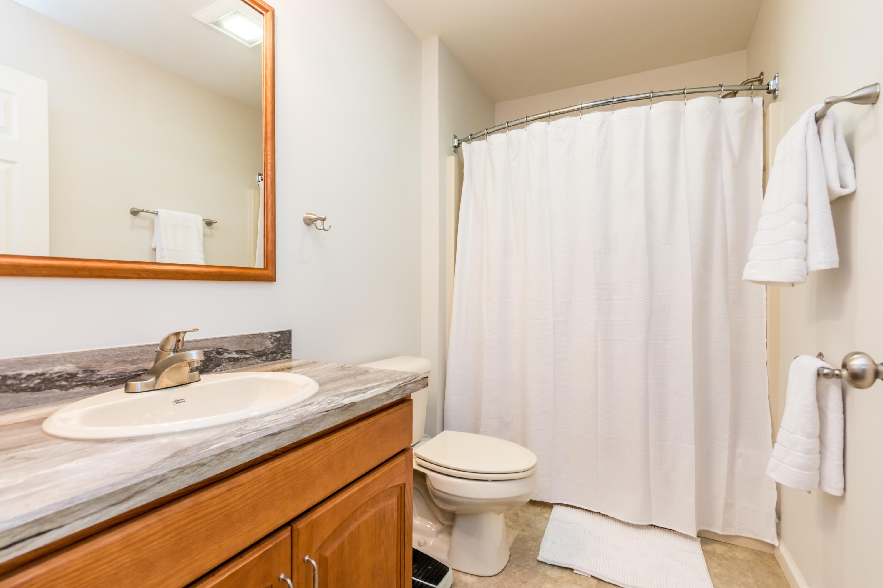 98 Leland Road Brewster, MA 02631 - Photo 20 of 32 Full hall bath