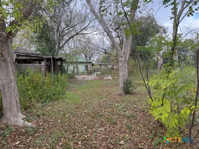$232,000 | 215 Price Street, Yoakum, TX 77995