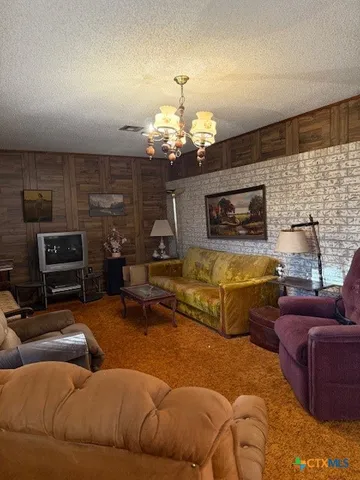 $232,000 | 215 Price Street, Yoakum, TX 77995