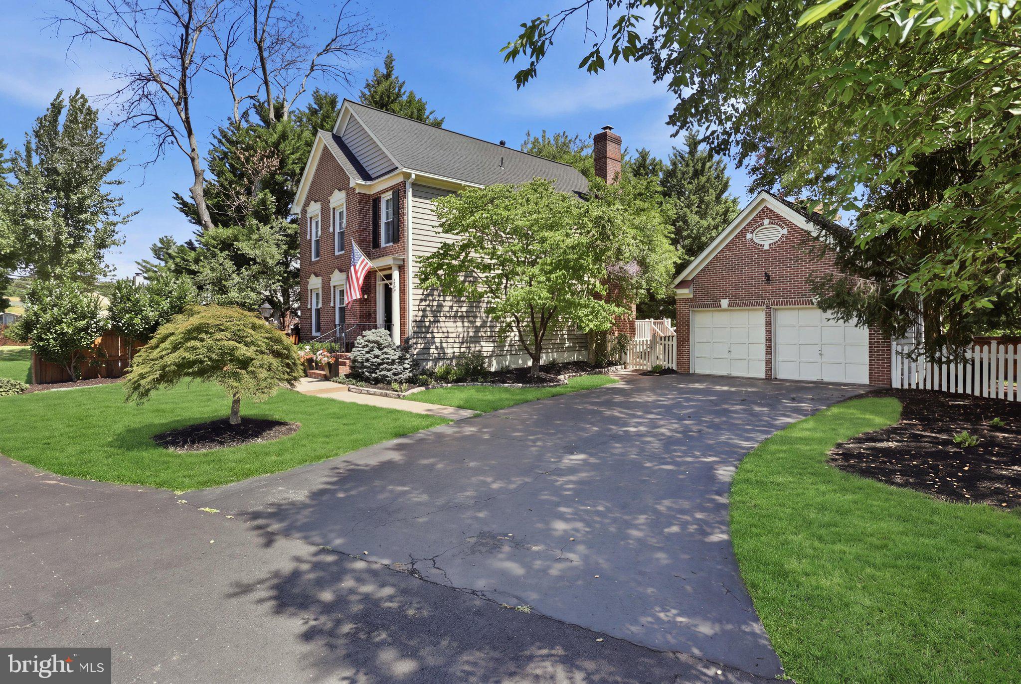 6502 Summerton Way Springfield, VA 22150 - Photo 3 of 15 Gallery Image 3