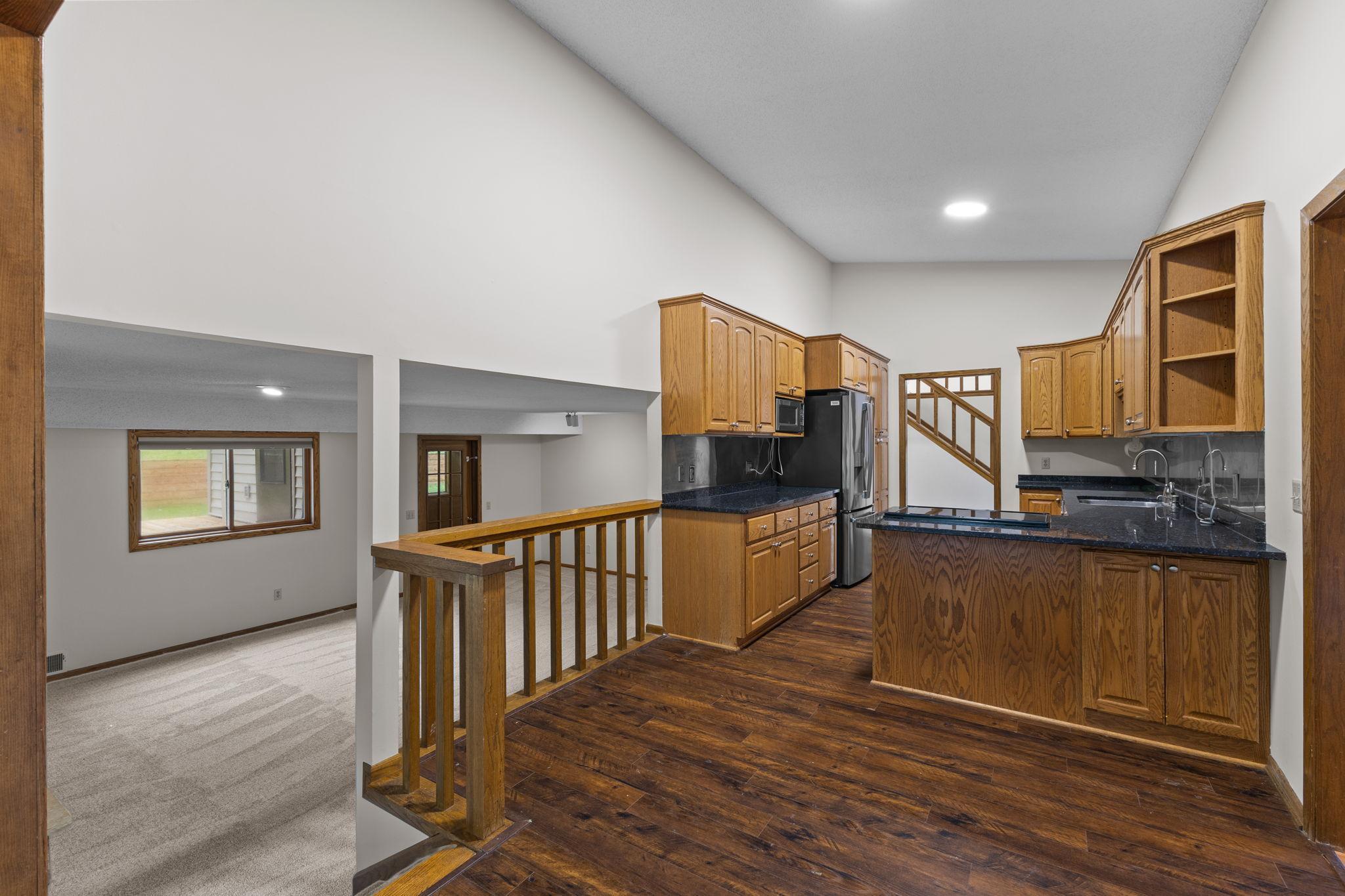 1306 Berry Ridge Road Eagan, MN 55123 - Photo 12 of 61