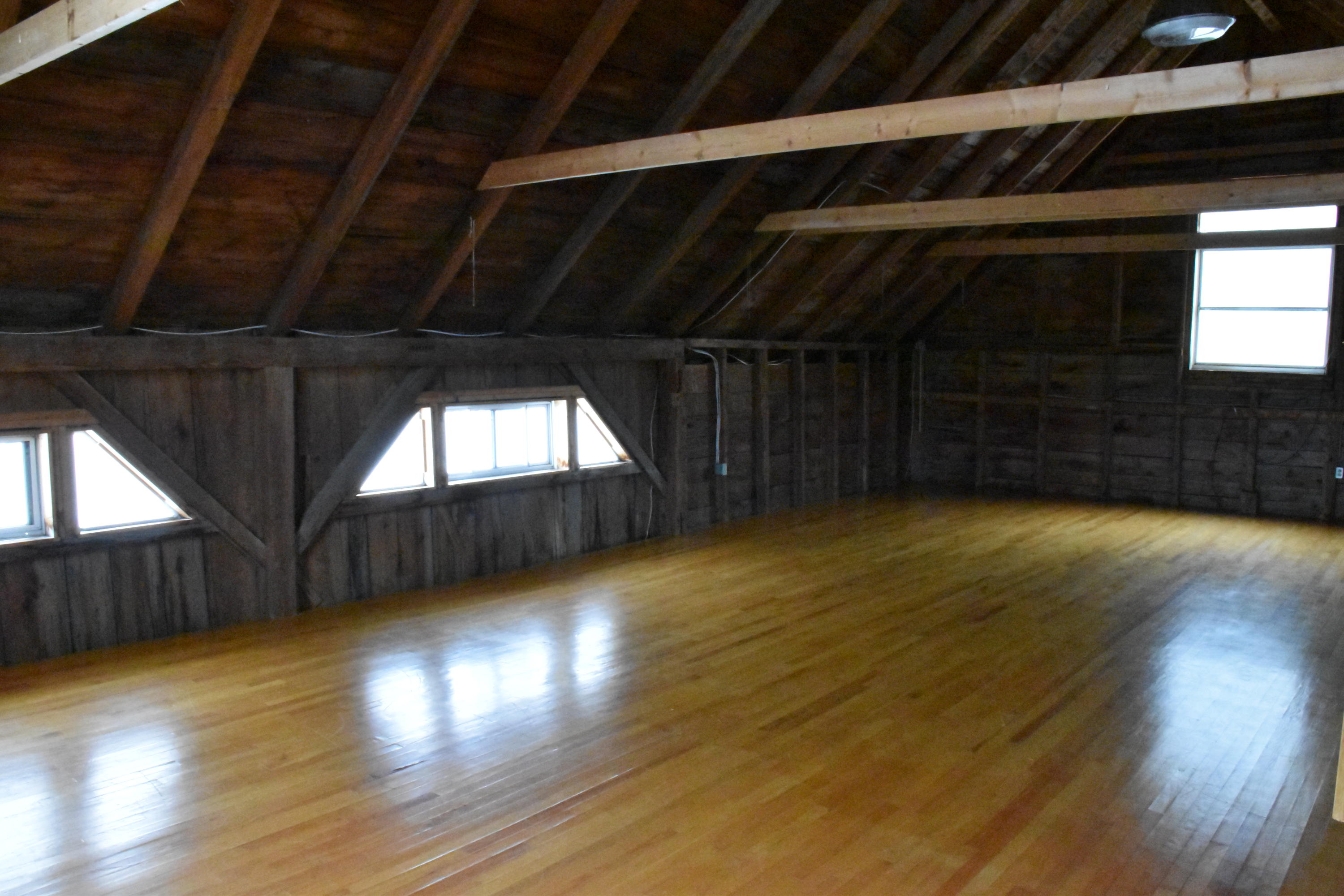 17 Albion Road South China, ME 04358 - Photo 36 of 36 Barn Activity Room