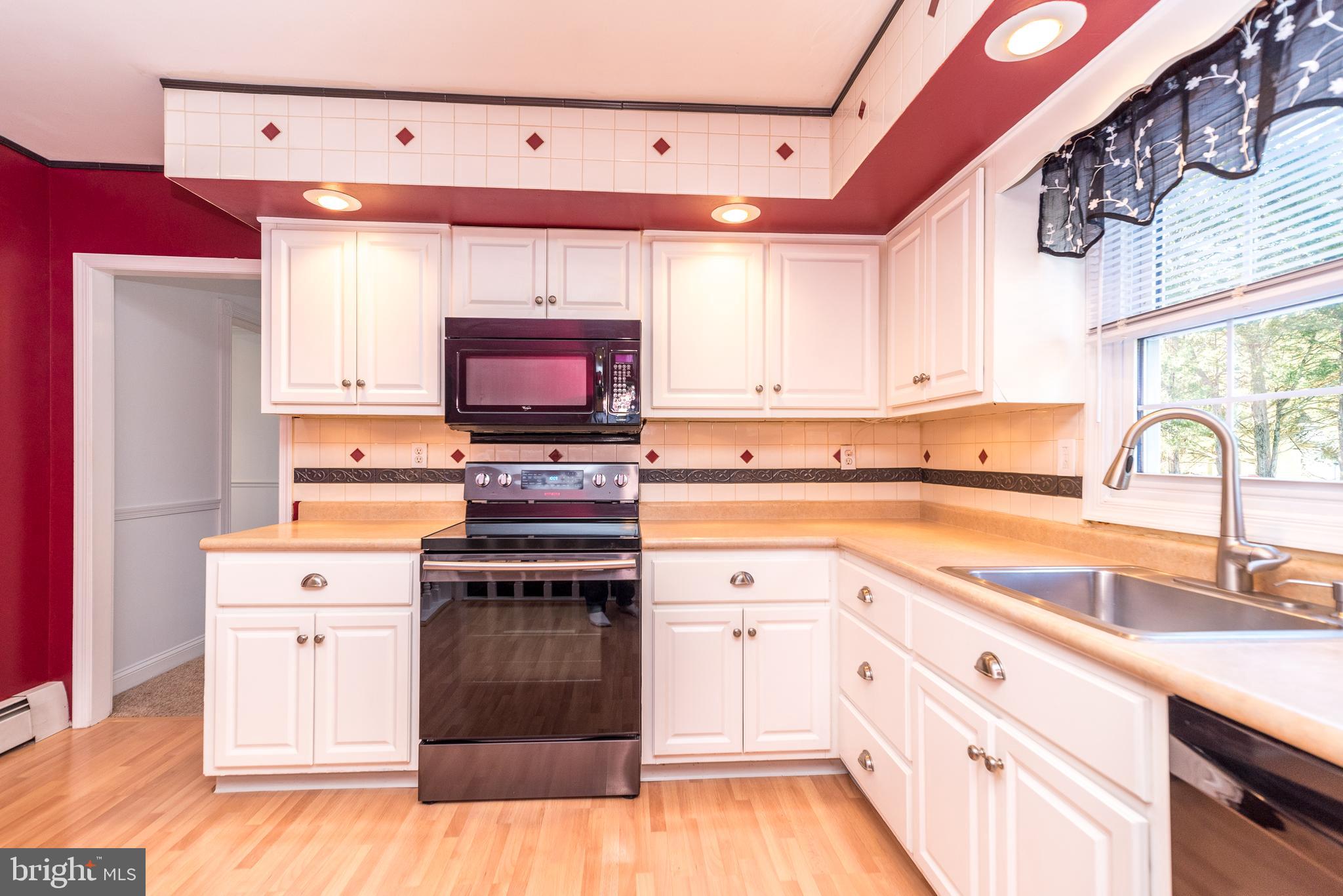 36 Holly Road Richboro, PA 18954 - Photo 13 of 51 Gallery Image 13