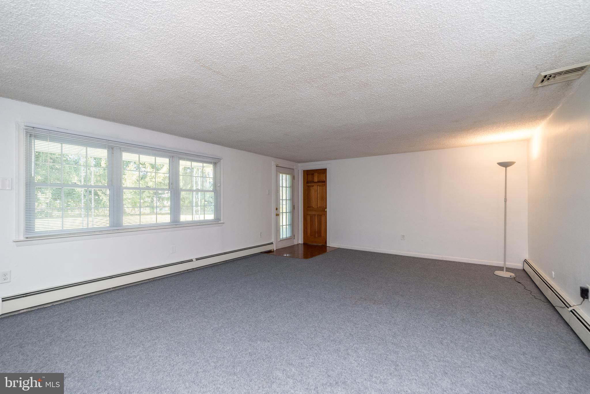36 Holly Road Richboro, PA 18954 - Photo 18 of 51 Gallery Image 18