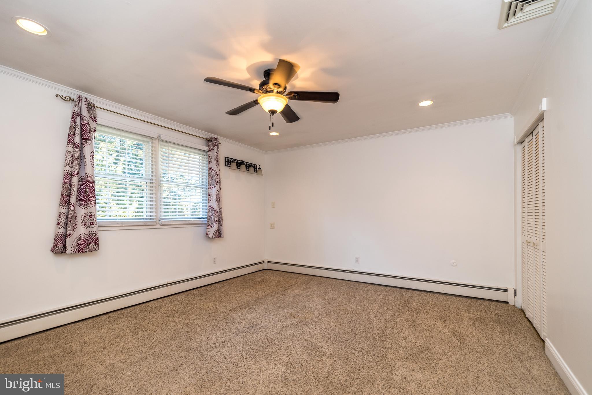 36 Holly Road Richboro, PA 18954 - Photo 28 of 51 Gallery Image 28