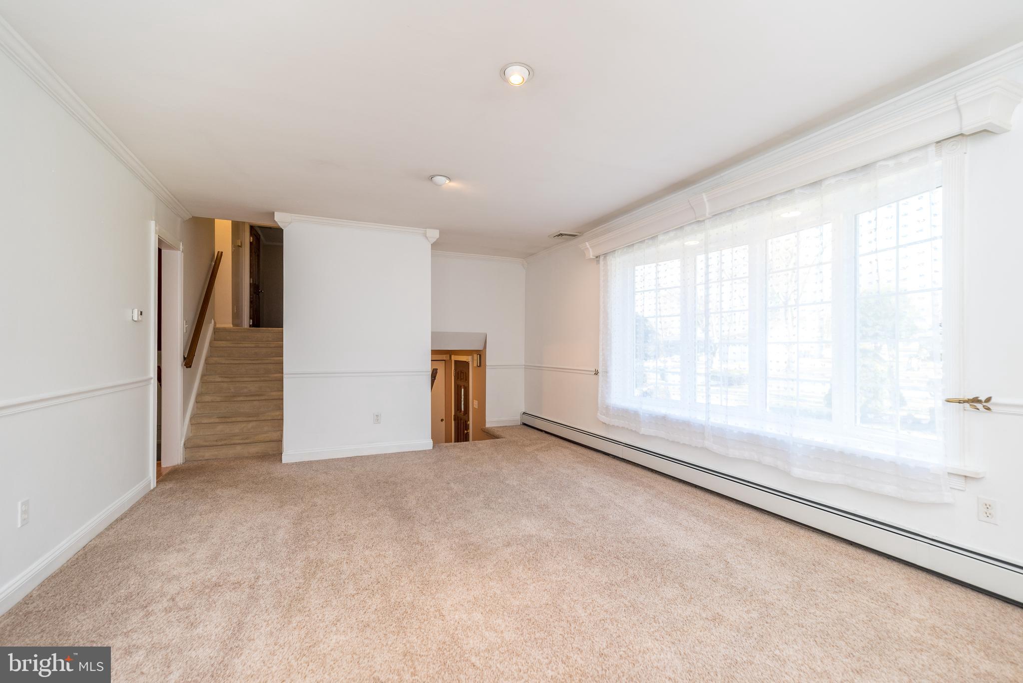 36 Holly Road Richboro, PA 18954 - Photo 7 of 51 Gallery Image 7
