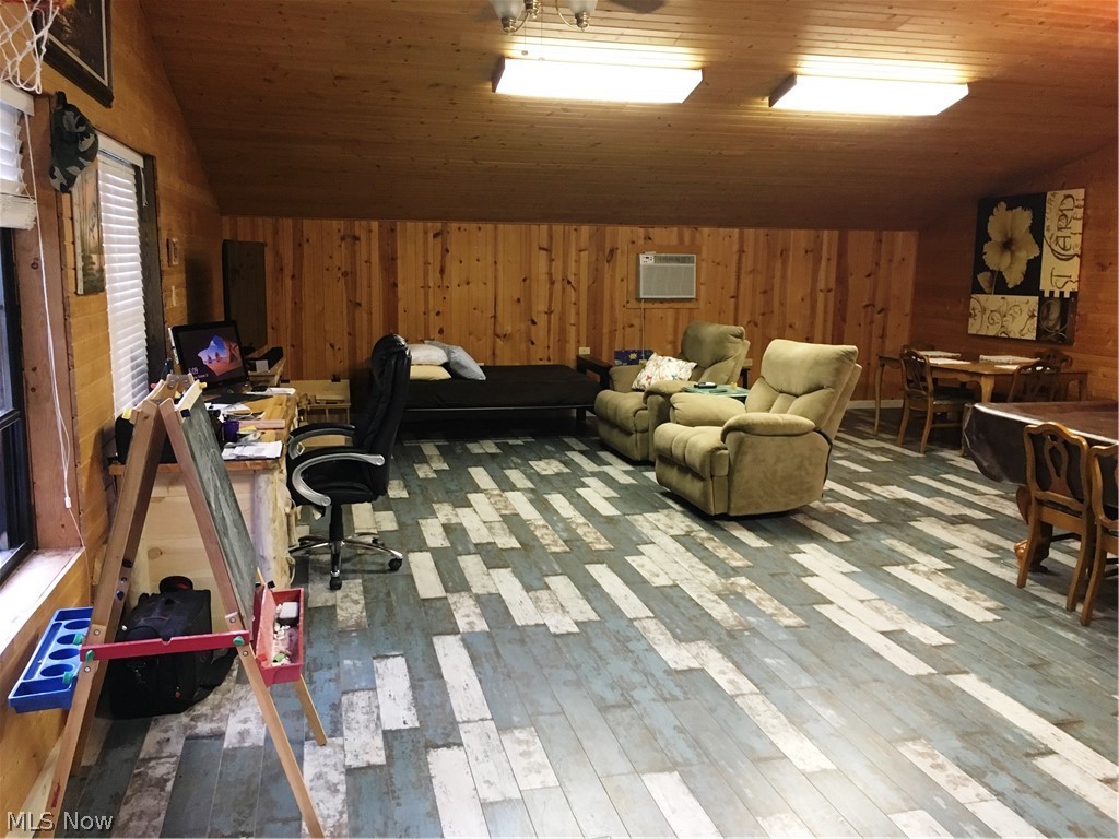 60649 Wintergreen Road Senecaville, OH 43780 - Photo 7 of 35 Gallery Image 7