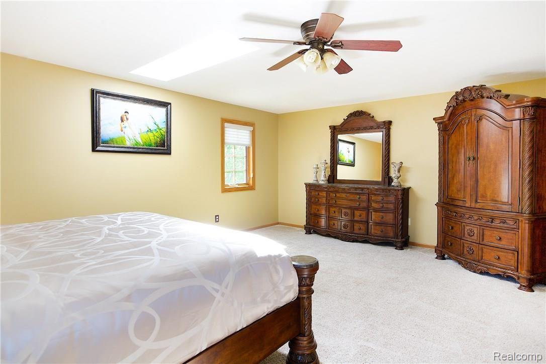 1662 Farnborough Drive Rochester, MI 48307 - Photo 38 of 52 1662farnborough42.jpg