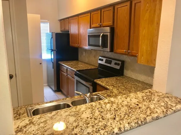 $1,675 | 7653 Cambridge Street, Houston, TX 77054