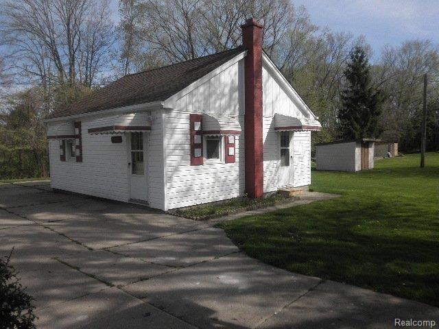 28633 Cotton Road New Baltimore, MI 48047 - Photo 17 of 21 16.jpg