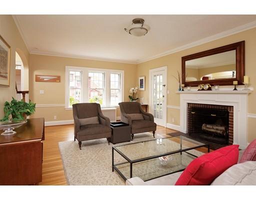 4 Leighton Road Newton, MA 02466 - Photo 2 of 10 Gallery Image 2