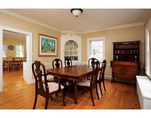 4 Leighton Road Newton, MA 02466 - Photo 4 of 10 Gallery Image 4