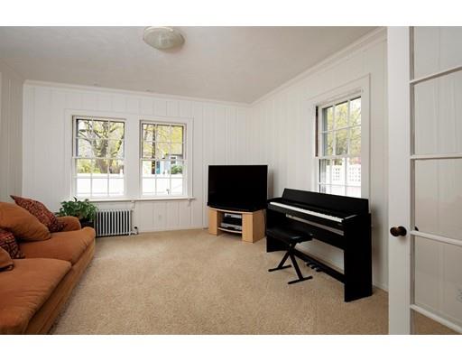 4 Leighton Road Newton, MA 02466 - Photo 6 of 10 Gallery Image 6