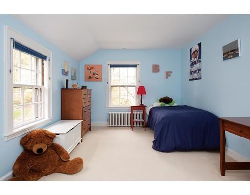 4 Leighton Road Newton, MA 02466 - Photo 9 of 10 Gallery Image 9