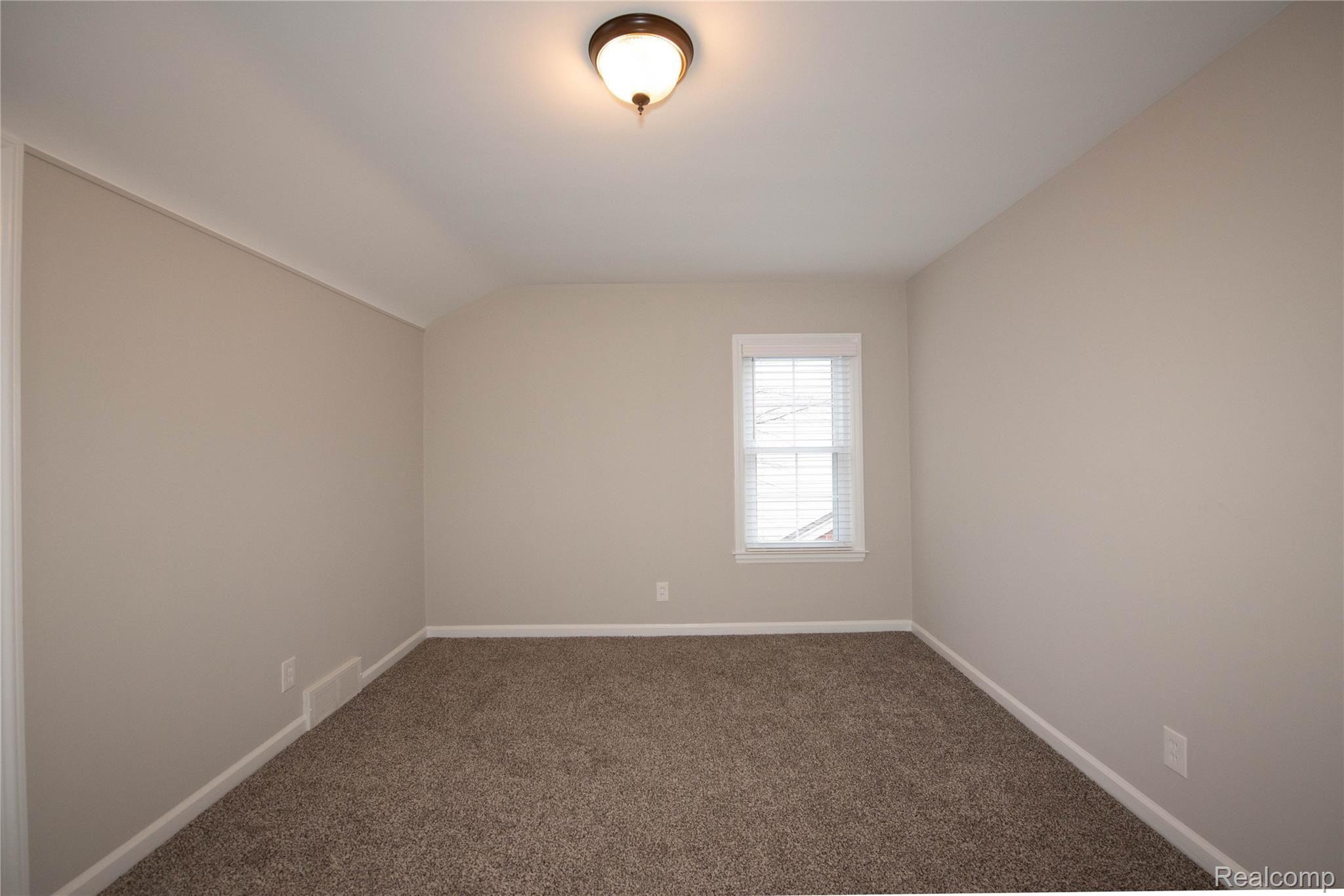 1699 Littlestone Road Grosse Pointe, MI 48236 - Photo 42 of 54 Littlestone 1699 - 39.jpg