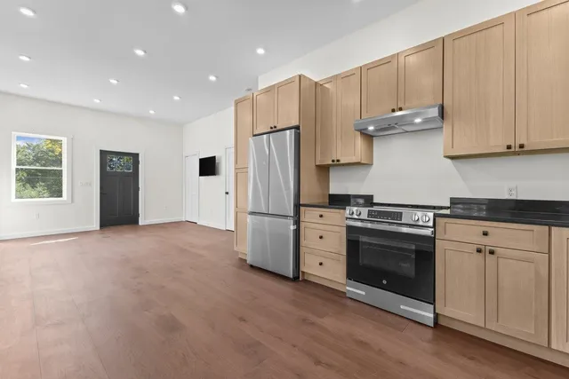 $449,000 | 34 Sweet Bedrock Lane, Georgia, VT 05468