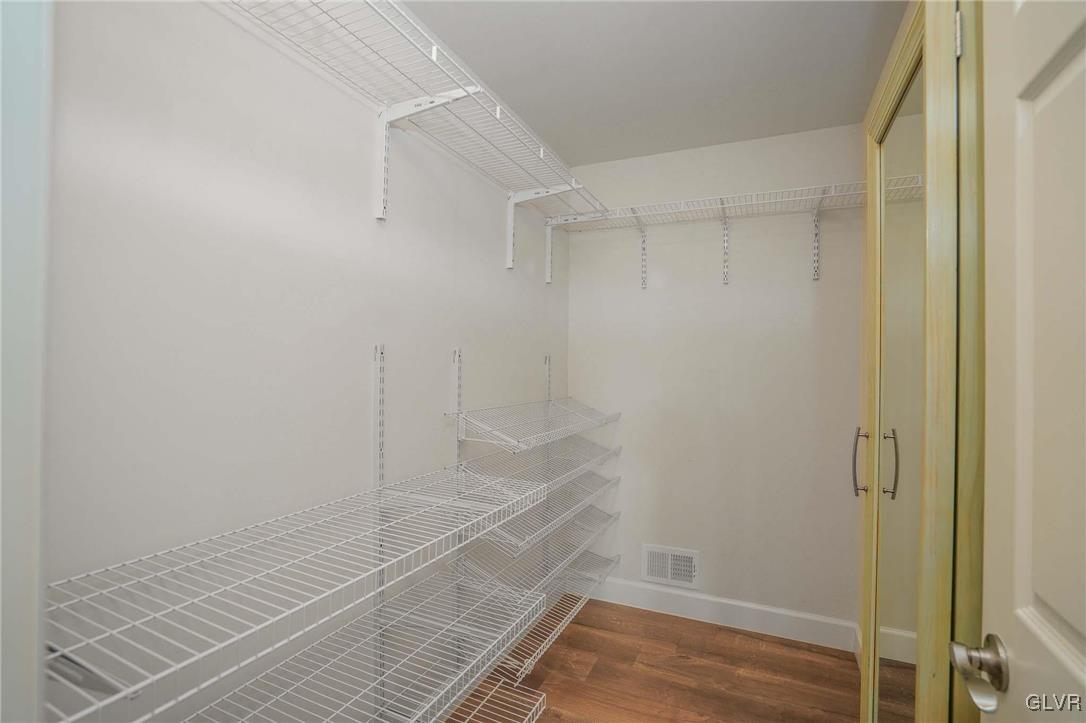 259 Owl Creek Road Tamaqua, PA 18252 - Photo 31 of 50 a bathroom with a bathtub