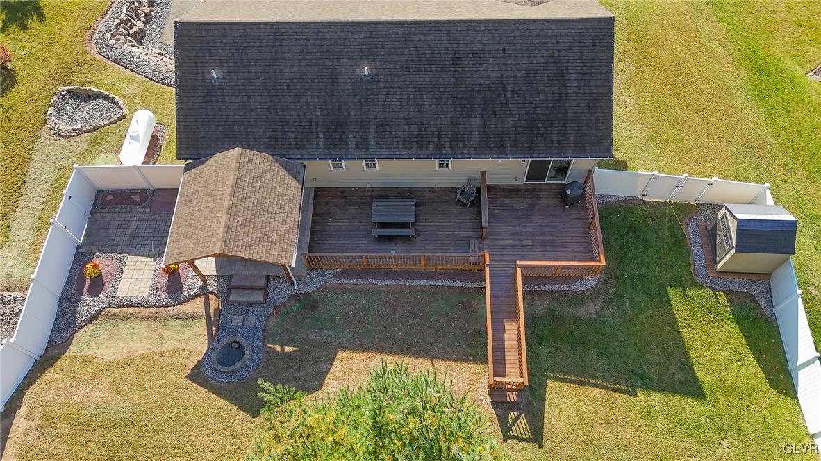 259 Owl Creek Road Tamaqua, PA 18252 - Photo 33 of 50 view of living room with table and chairs