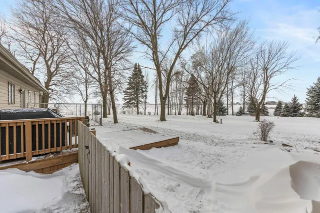$340,000 | 35241 85th Street, Waseca, MN 56093