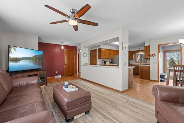 $340,000 | 35241 85th Street, Waseca, MN 56093