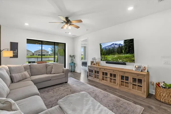 $624,900 | 16419 Paynes Ml Drive, Lakewood Ranch, FL 34211