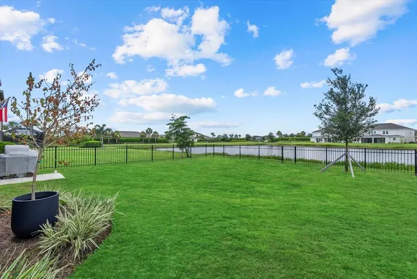 $624,900 | 16419 Paynes Ml Drive, Lakewood Ranch, FL 34211