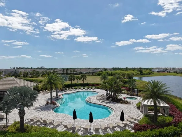 $624,900 | 16419 Paynes Ml Drive, Lakewood Ranch, FL 34211