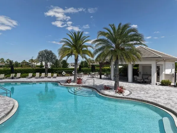 $624,900 | 16419 Paynes Ml Drive, Lakewood Ranch, FL 34211
