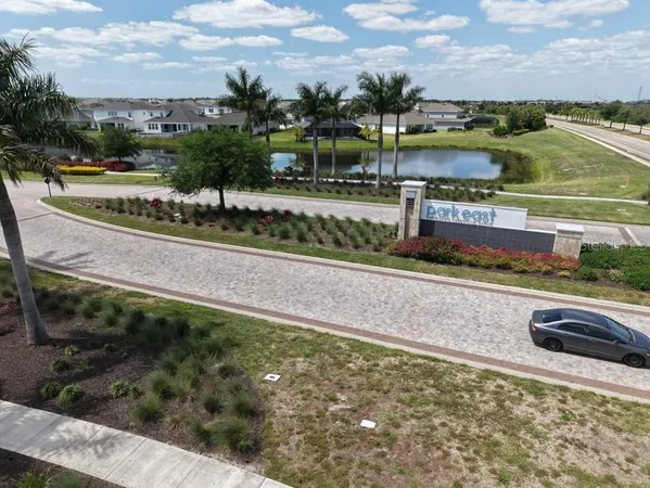 $624,900 | 16419 Paynes Ml Drive, Lakewood Ranch, FL 34211