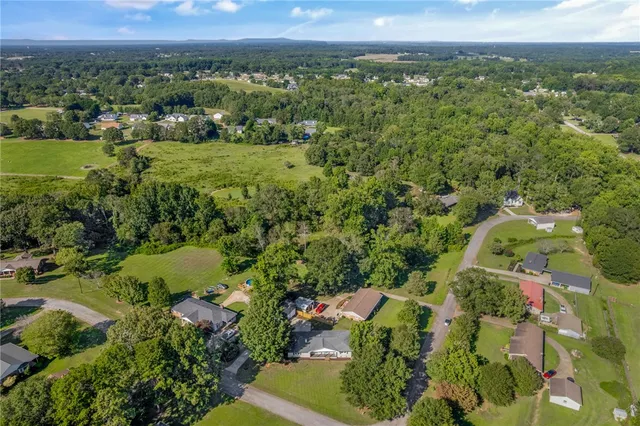 $277,500 | 102 Pamela Drive, Williamston, SC 29697