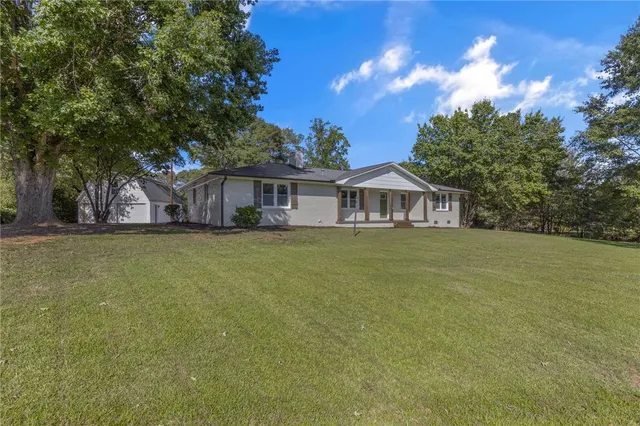 $277,500 | 102 Pamela Drive, Williamston, SC 29697