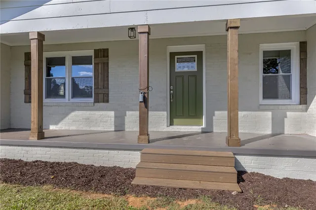 $277,500 | 102 Pamela Drive, Williamston, SC 29697