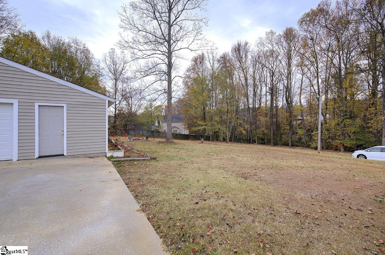 1324 Saluda Dam Road Easley, SC 29640 - Photo 30 of 36