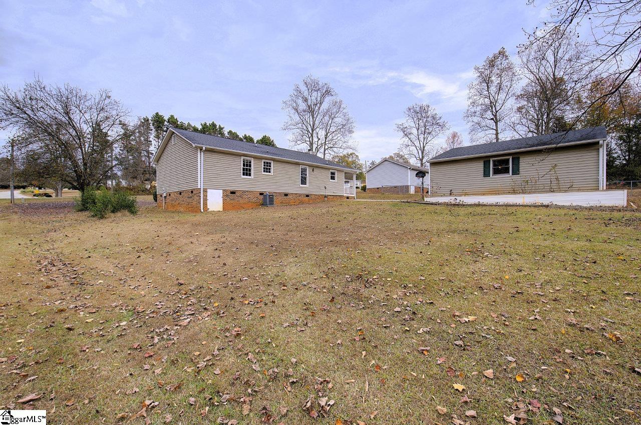1324 Saluda Dam Road Easley, SC 29640 - Photo 35 of 36