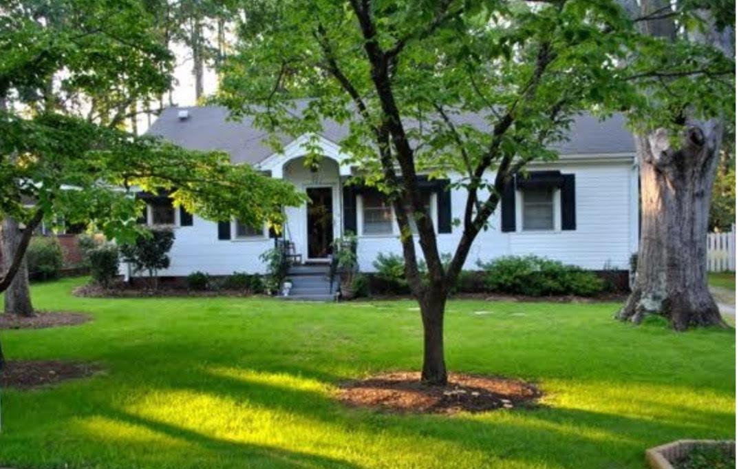 320 West Fredericks Street Anderson, SC 29625 - Photo 1 of 29 Gallery Image 1