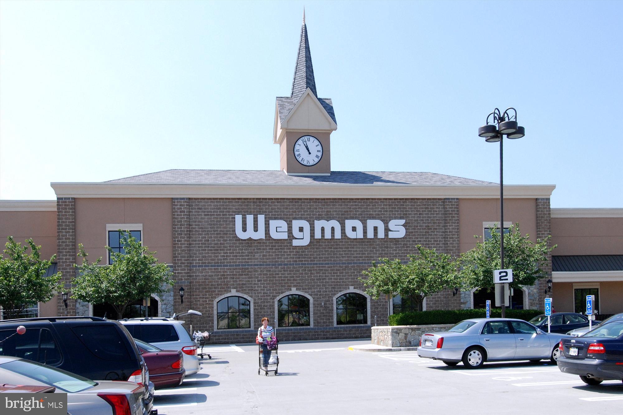 3416 Valewood Drive Oakton, VA 22124 - Photo 52 of 57 a car parked in front of building