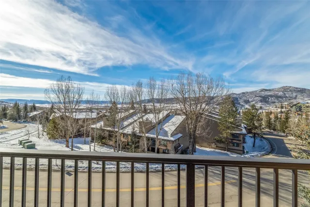 $1,809,000 | 2315 Ski Trail Lane, Unit 10, Steamboat Springs, CO 80487