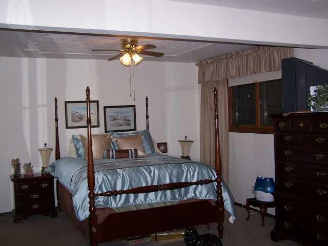 1110 Apple Valley Road Greenwood, IN 46142 - Photo 7 of 12 Gallery Image 7