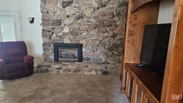 $595,000 | Undisclosed Address, Bakersfield, CA 93309