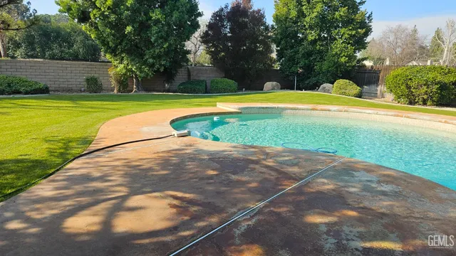 $595,000 | Undisclosed Address, Bakersfield, CA 93309