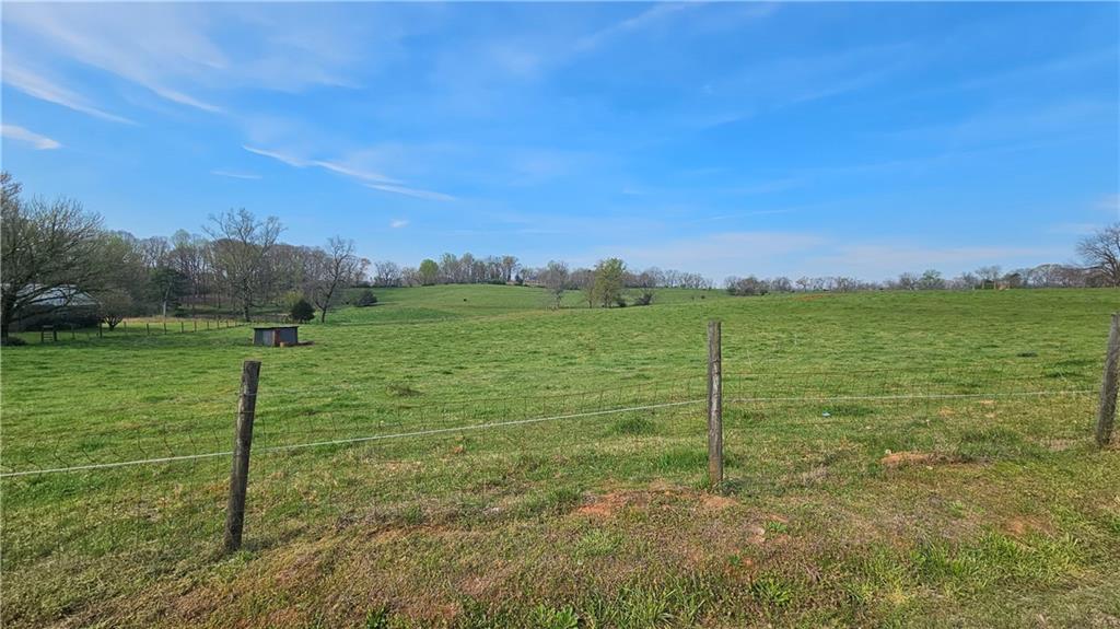 749 Chambers Road Commerce, GA 30530 - Photo 7 of 16