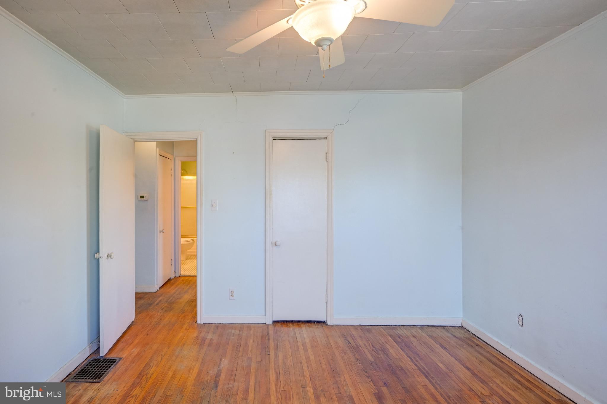 5630 Oakland Road Baltimore, MD 21227 - Photo 25 of 31 Gallery Image 25