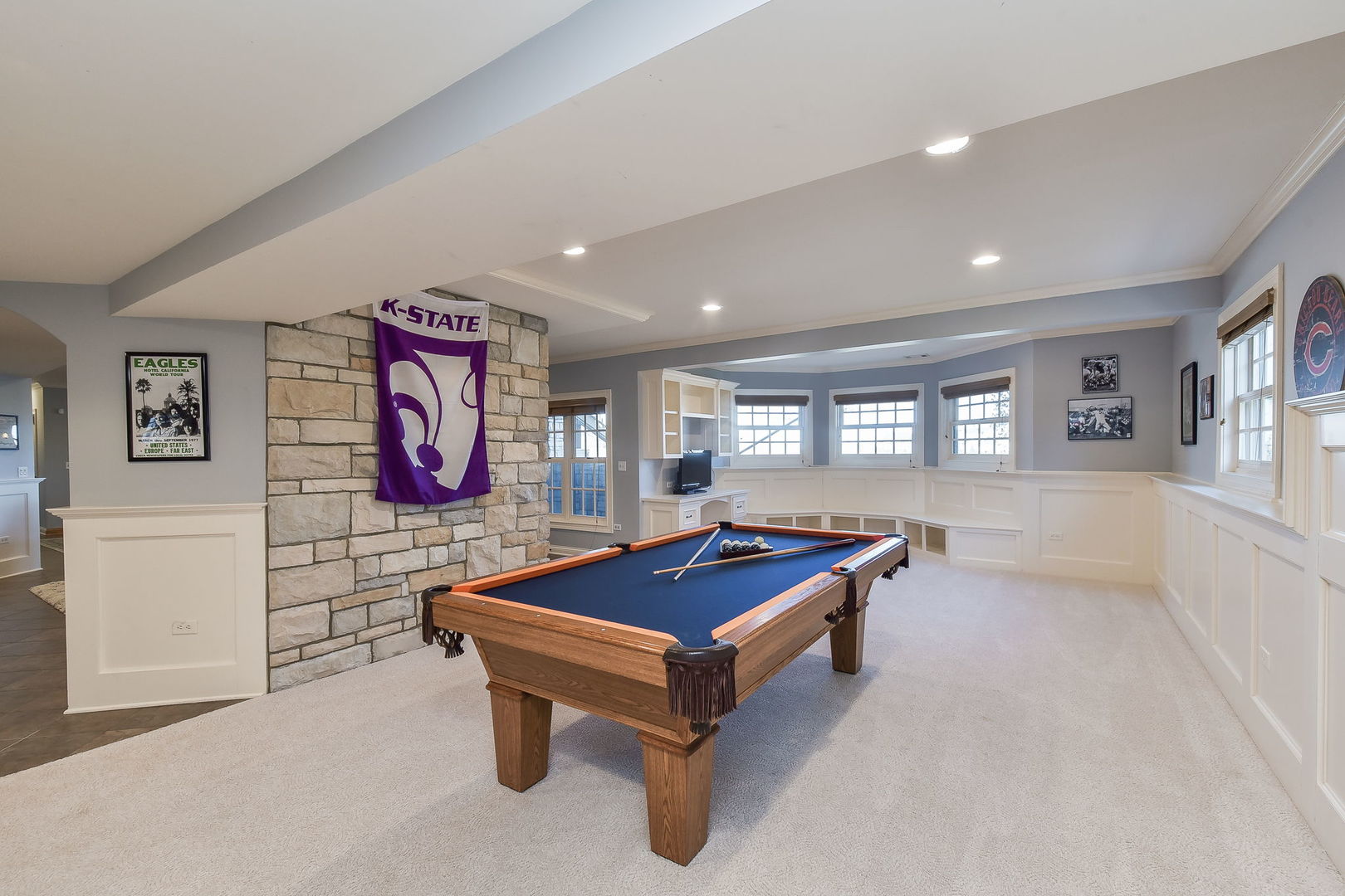 1737 Hunters Ridge Lane Sugar Grove, IL 60554 - Photo 33 of 50 a room with furniture and window