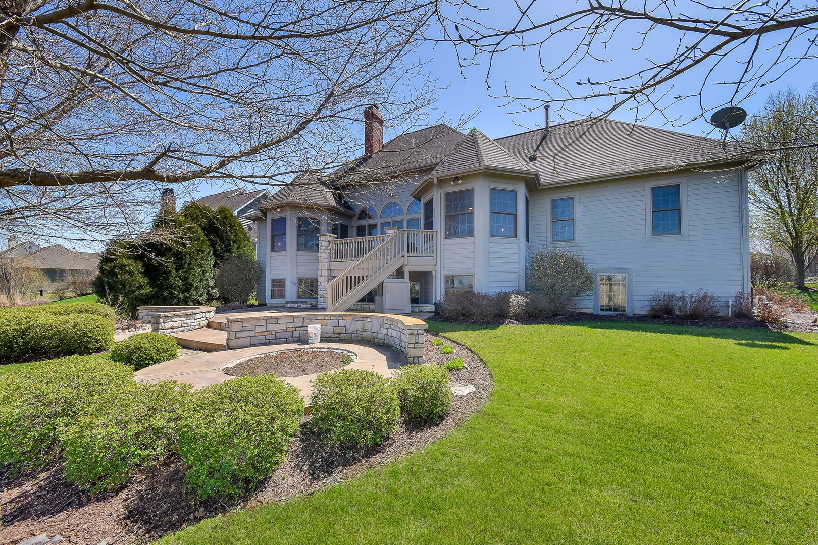 1737 Hunters Ridge Lane Sugar Grove, IL 60554 - Photo 49 of 50 a aerial view of a house with swimming pool