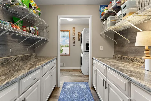 $1,750,000 | W10415 521st Avenue, Prescott, WI 54021