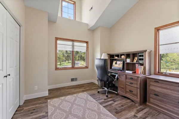 $1,750,000 | W10415 521st Avenue, Prescott, WI 54021