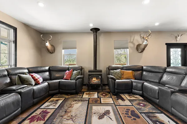 $1,750,000 | W10415 521st Avenue, Prescott, WI 54021