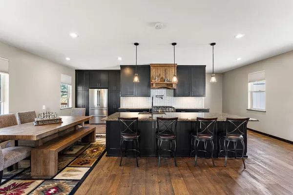 $1,750,000 | W10415 521st Avenue, Prescott, WI 54021