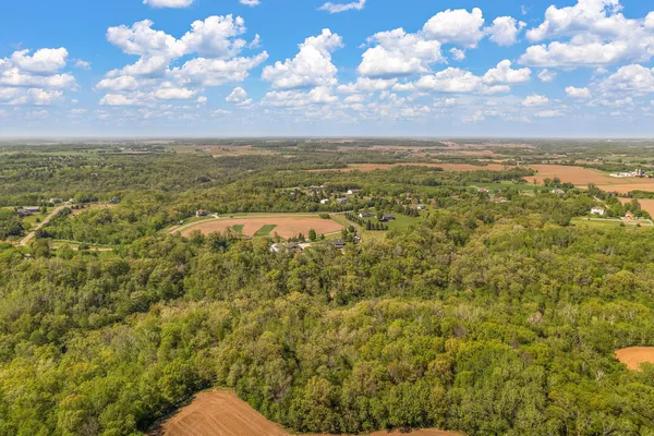 $1,750,000 | W10415 521st Avenue, Prescott, WI 54021