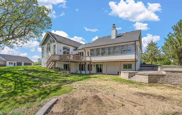 $1,750,000 | W10415 521st Avenue, Prescott, WI 54021